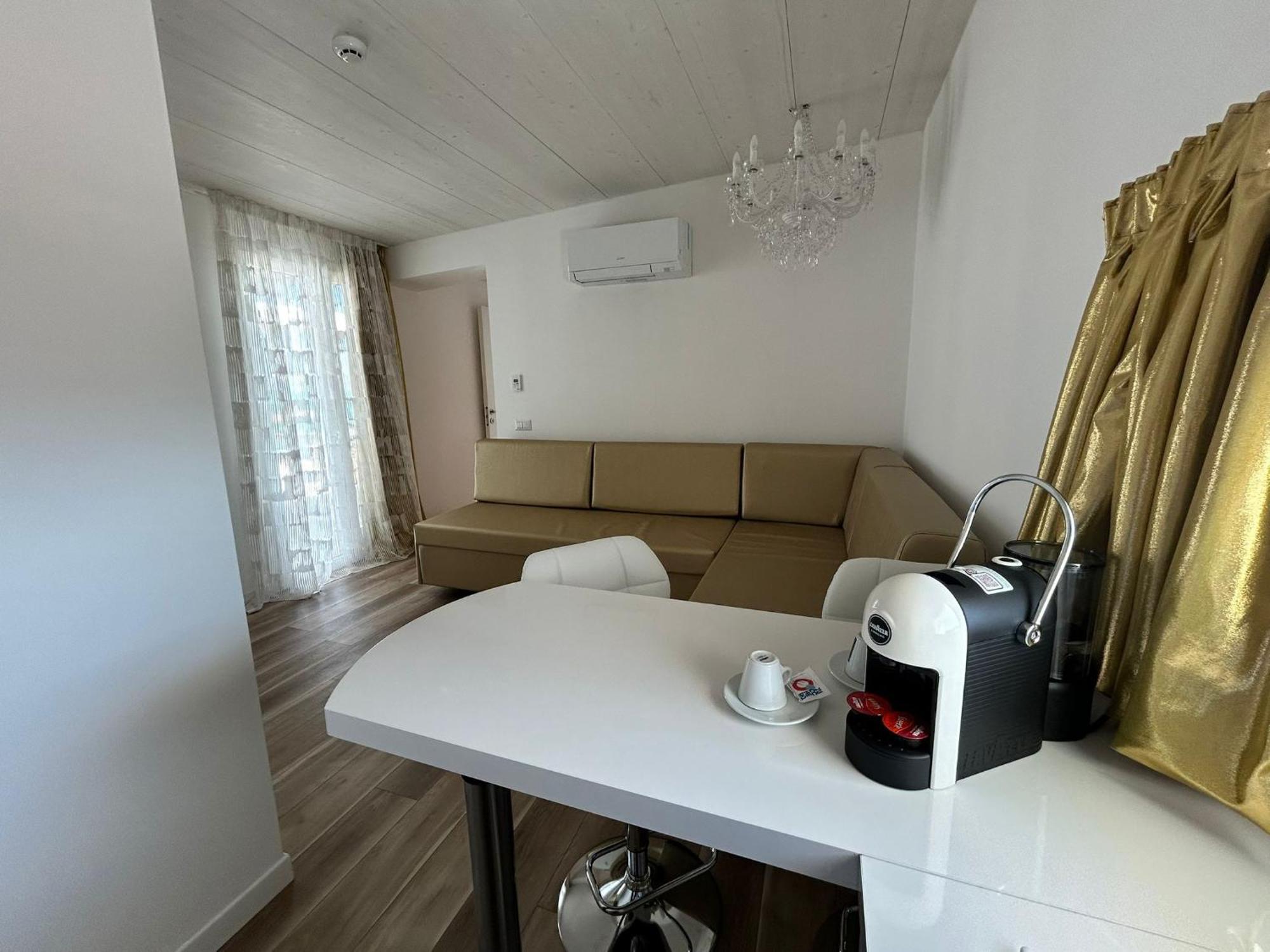 Miami Suite Hotel Bellaria-Igea Marina Zewnętrze zdjęcie